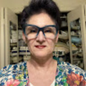 Meet your Posher, Crystal